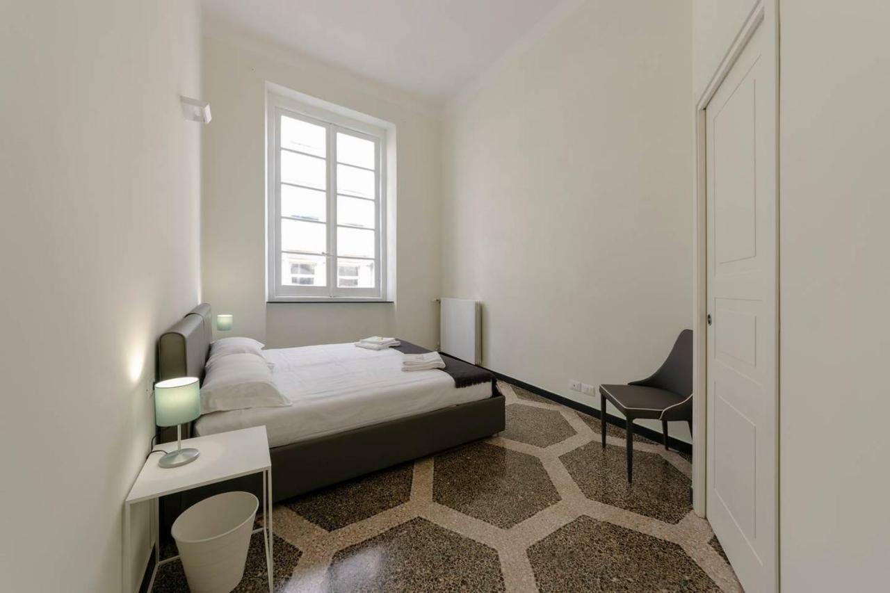 Joivy Elegant Flat For 7, In The Heart Of Genoa Apartman Kültér fotó