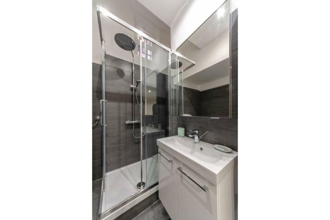 Joivy Elegant Flat For 7, In The Heart Of Genoa Apartman Kültér fotó
