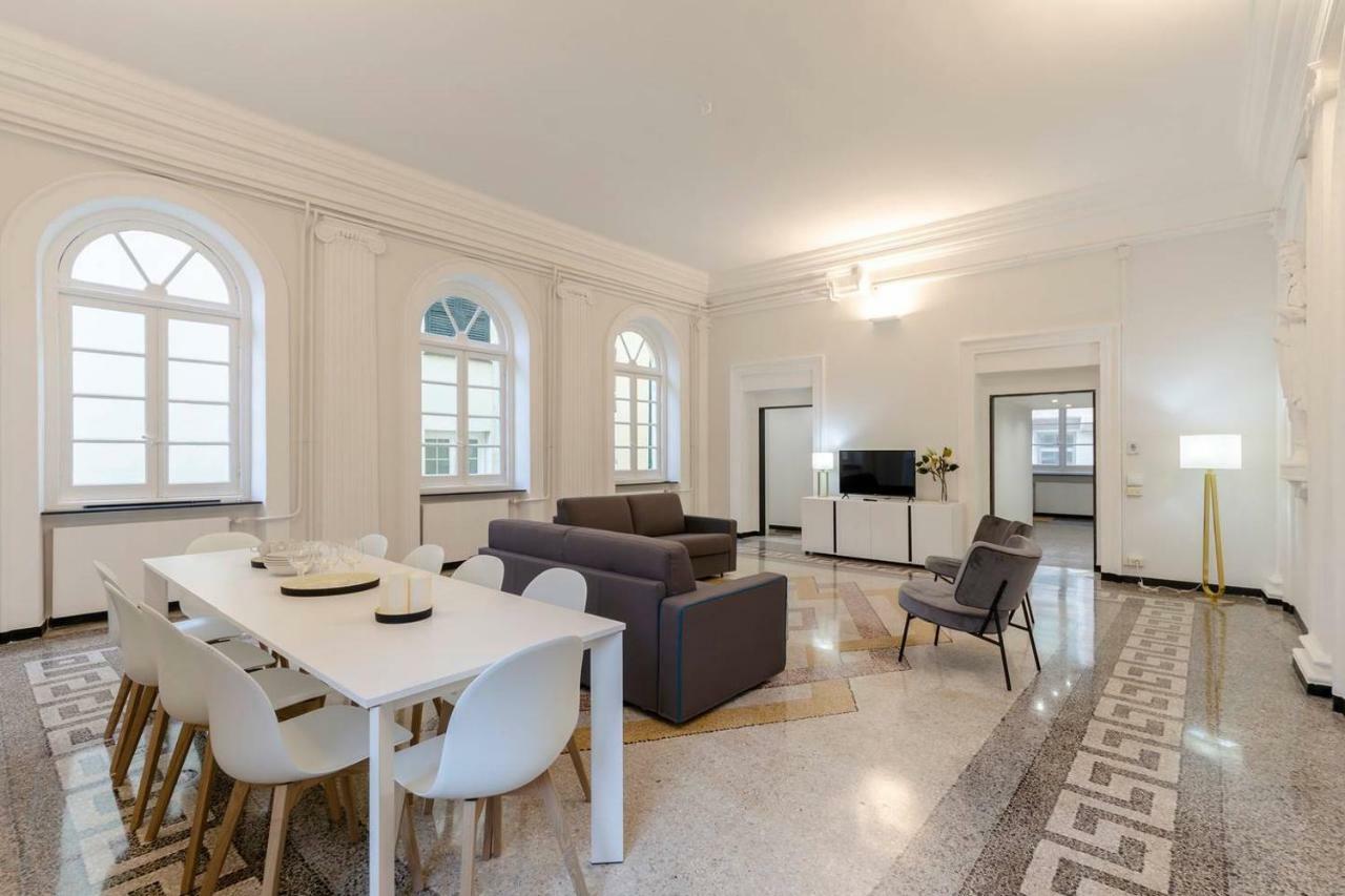 Joivy Elegant Flat For 7, In The Heart Of Genoa Apartman Kültér fotó
