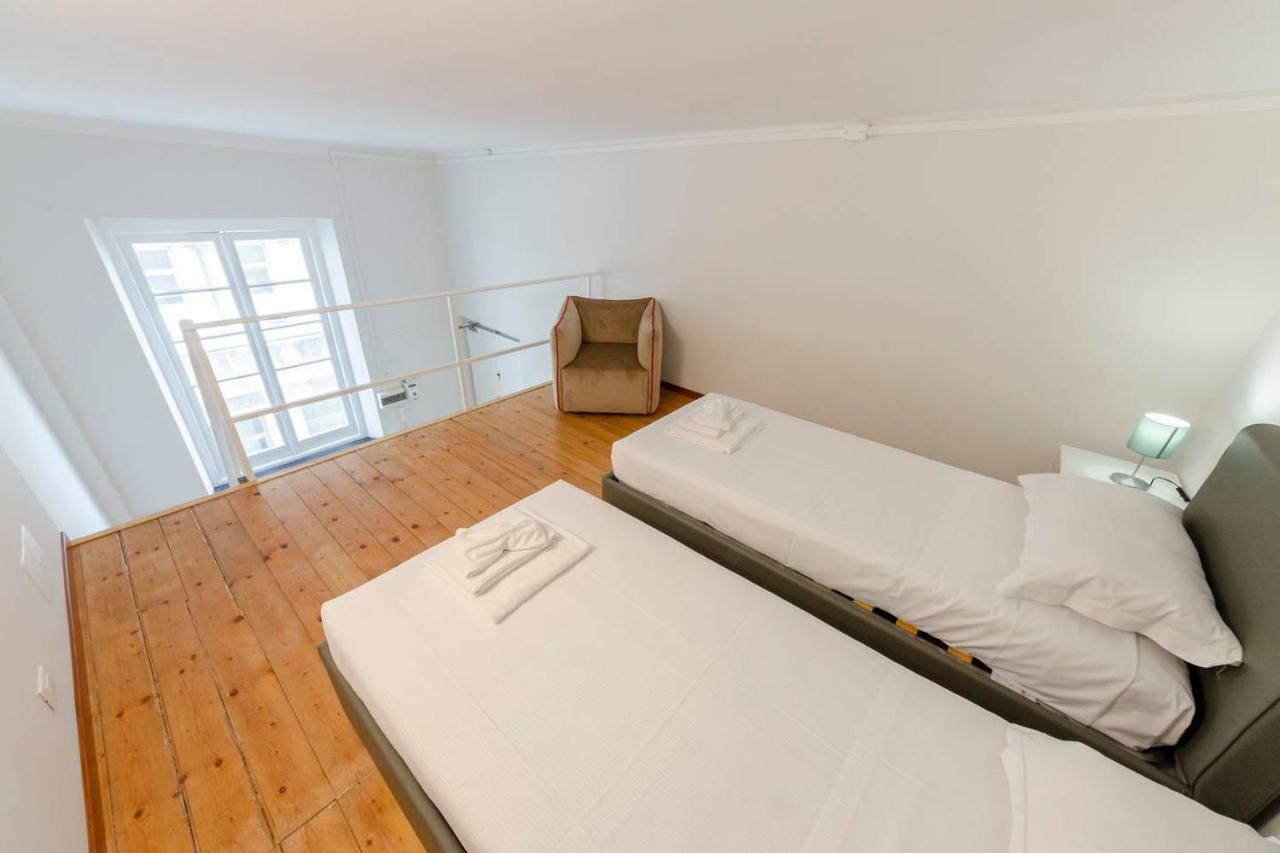 Joivy Elegant Flat For 7, In The Heart Of Genoa Apartman Kültér fotó
